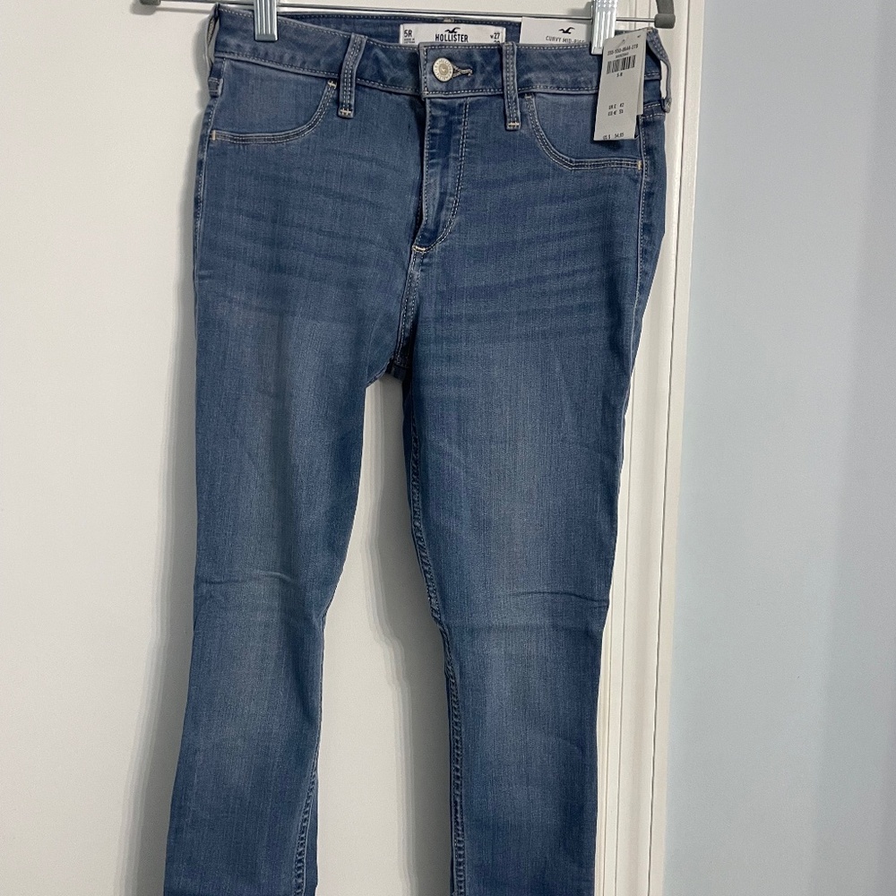 Brand new w tags Hollister high rise curvy leggings jeans size 27